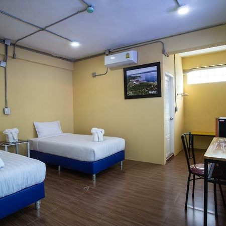 Baan Chang Hotel & Coffee House Tak Luaran gambar