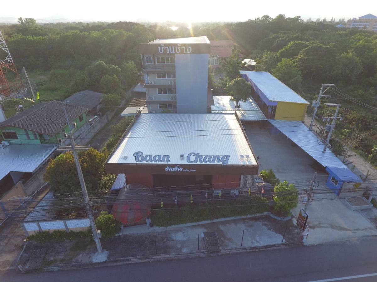 Baan Chang Hotel & Coffee House Tak Luaran gambar