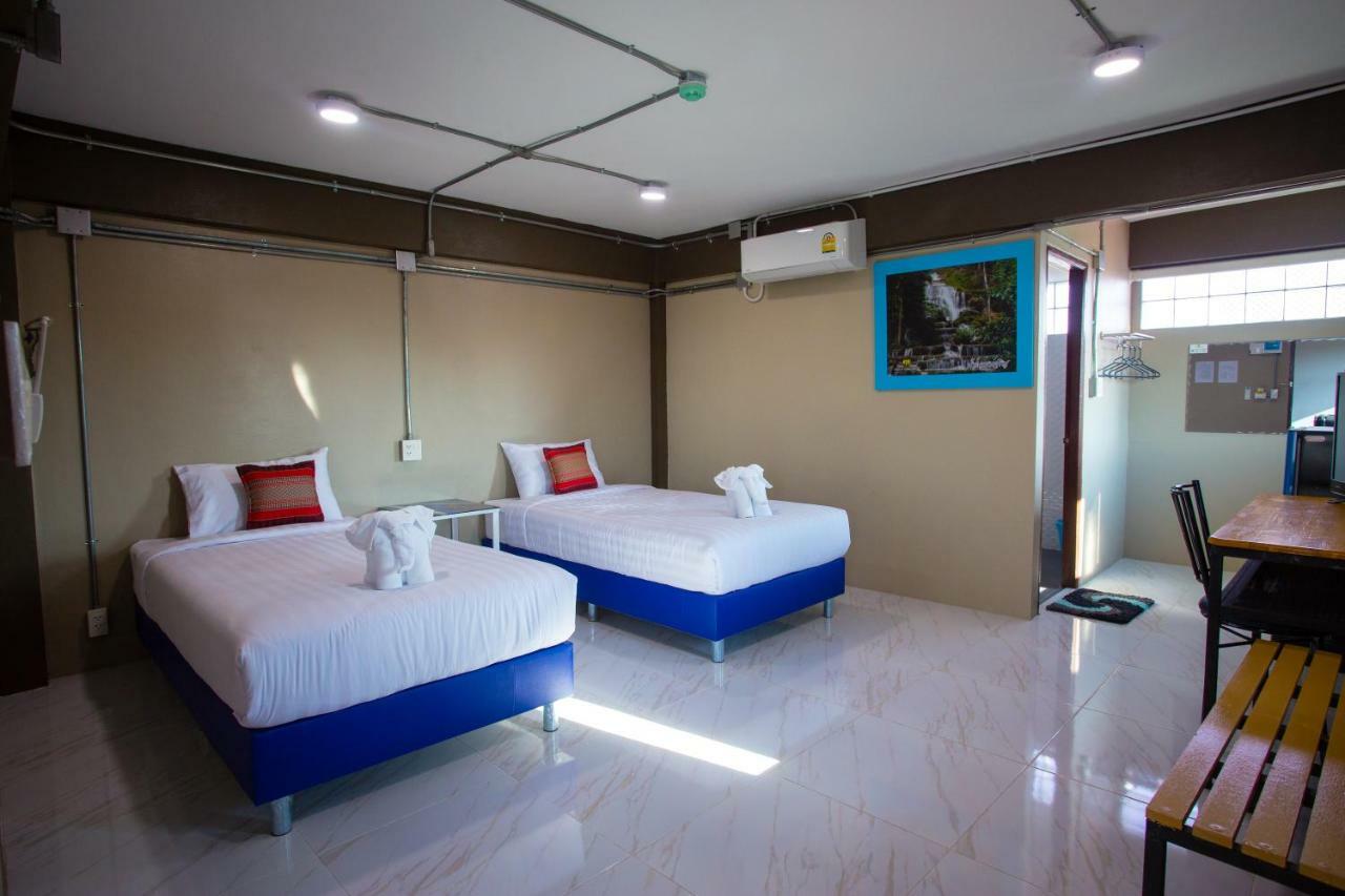 Baan Chang Hotel & Coffee House Tak Luaran gambar