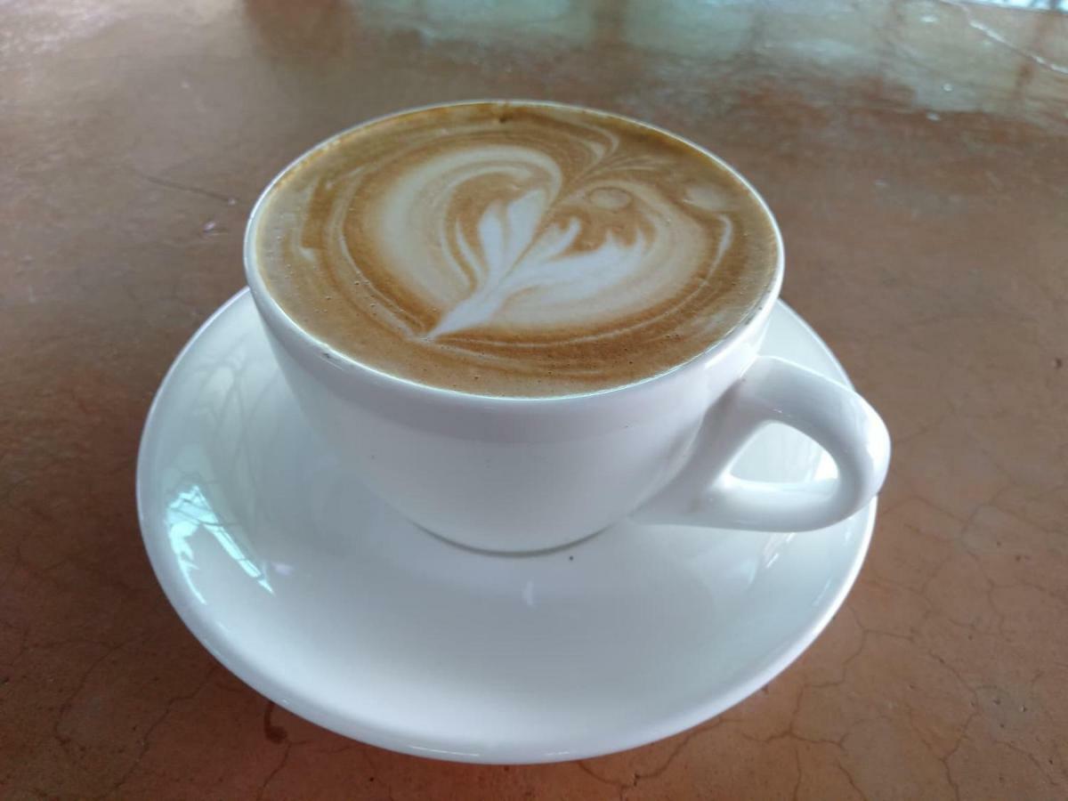 Baan Chang Hotel & Coffee House Tak Luaran gambar